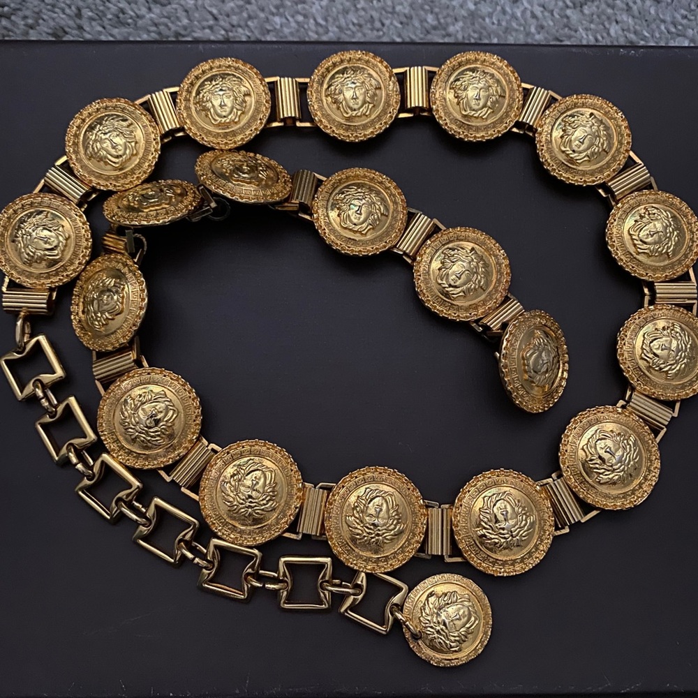 Gianni versace chain belt